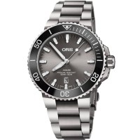 Oris Mens Aquis Date Automatic Titanium Bracelet Watch 733 7730 7153-07 MB